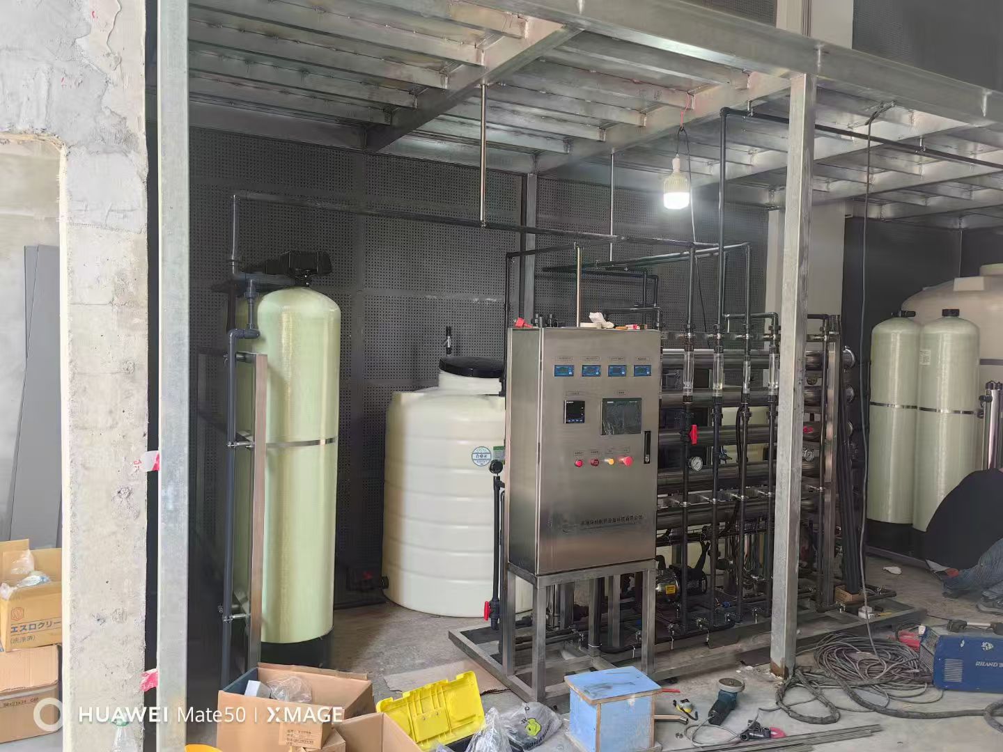 �Ϻ��뵼�幤�س���ˮ�豸��װ���